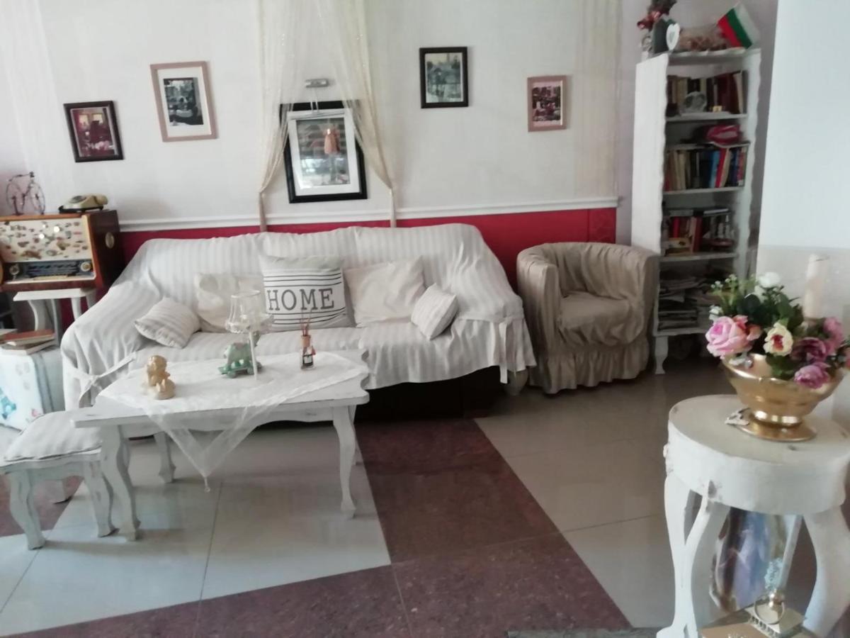 Art Guest House Orchidea Pomorie Exterior foto